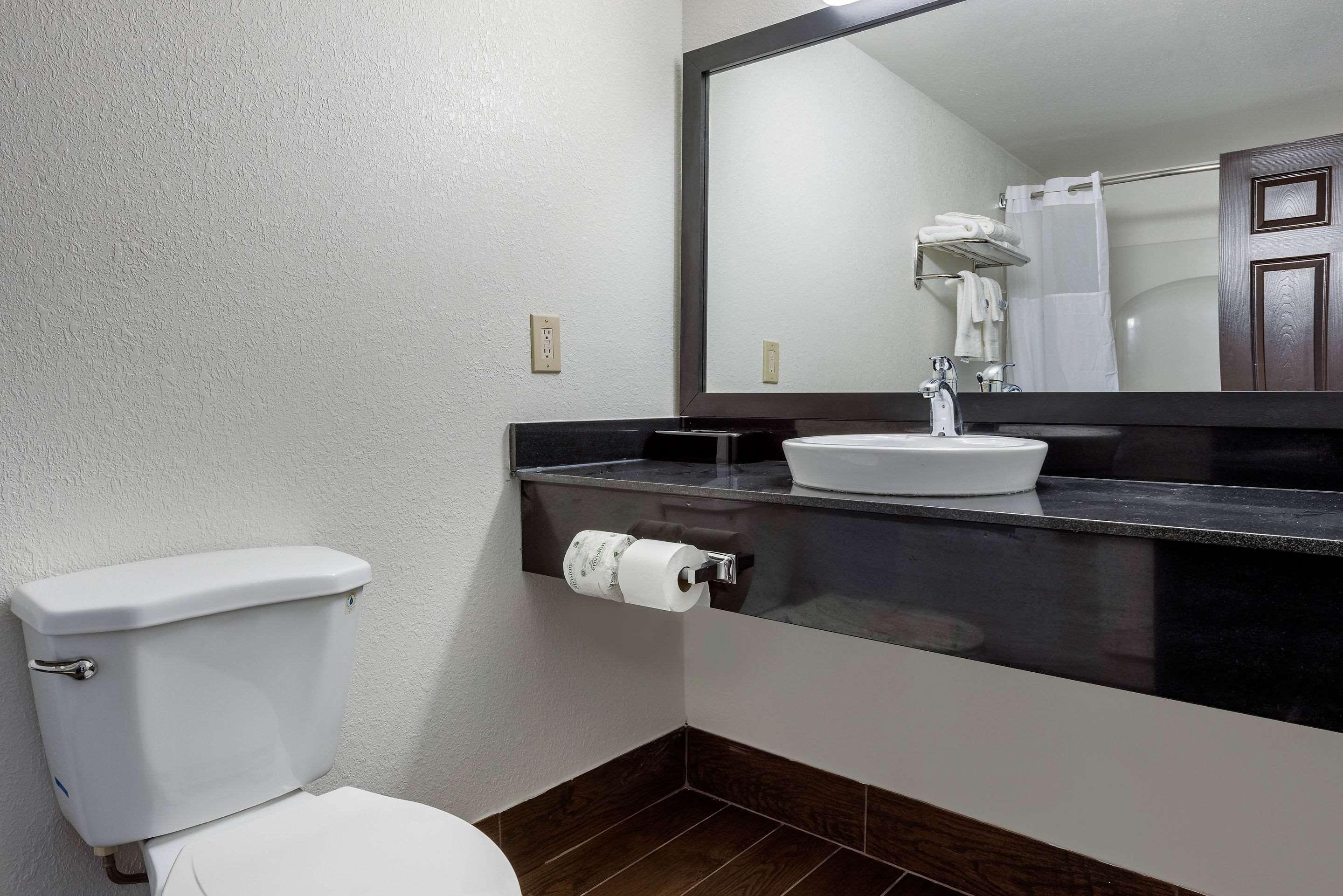Quality Inn Coraopolis Exteriér fotografie