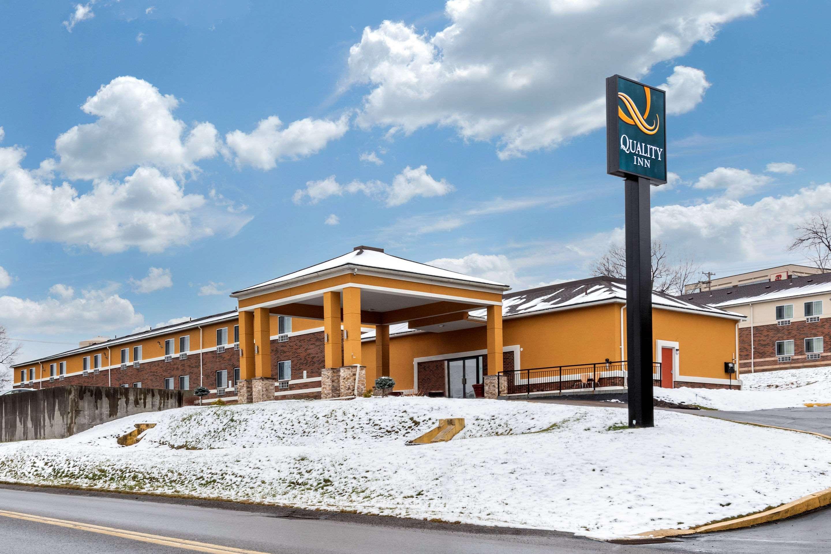 Quality Inn Coraopolis Exteriér fotografie