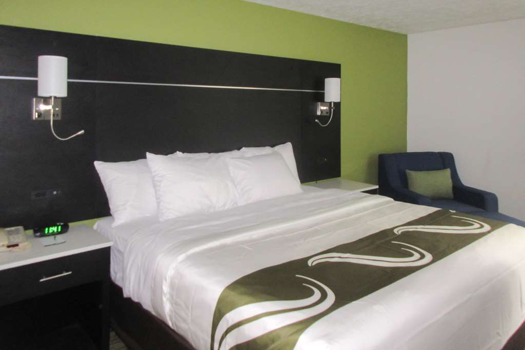 Quality Inn Coraopolis Pokoj fotografie